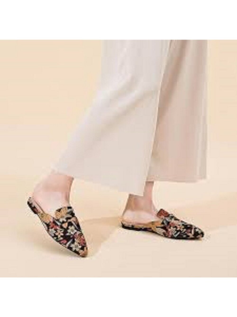 Tilocow Pointed Toe Mules Women's size 7.5 Black Red Floral Open Back Slides NEW